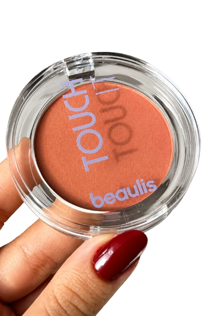 سواچ رنگ رژگونه پودری بیولیس Touch It 282 Peach روی پوست